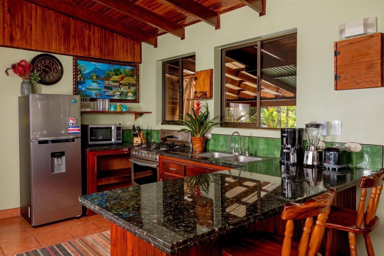 Villas Oasis Manuel Antonio Eksteriør billede
